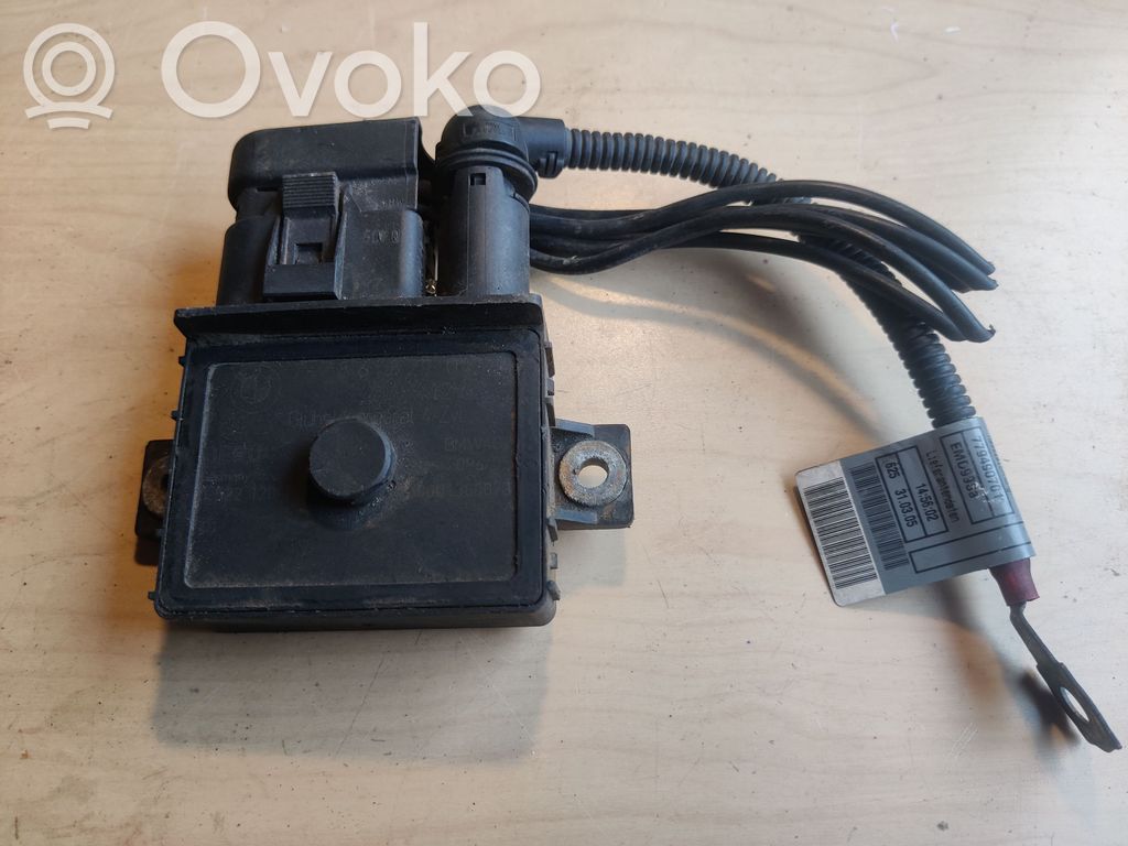 BMW 5 E60 E61 Glow plug pre-heat relay 