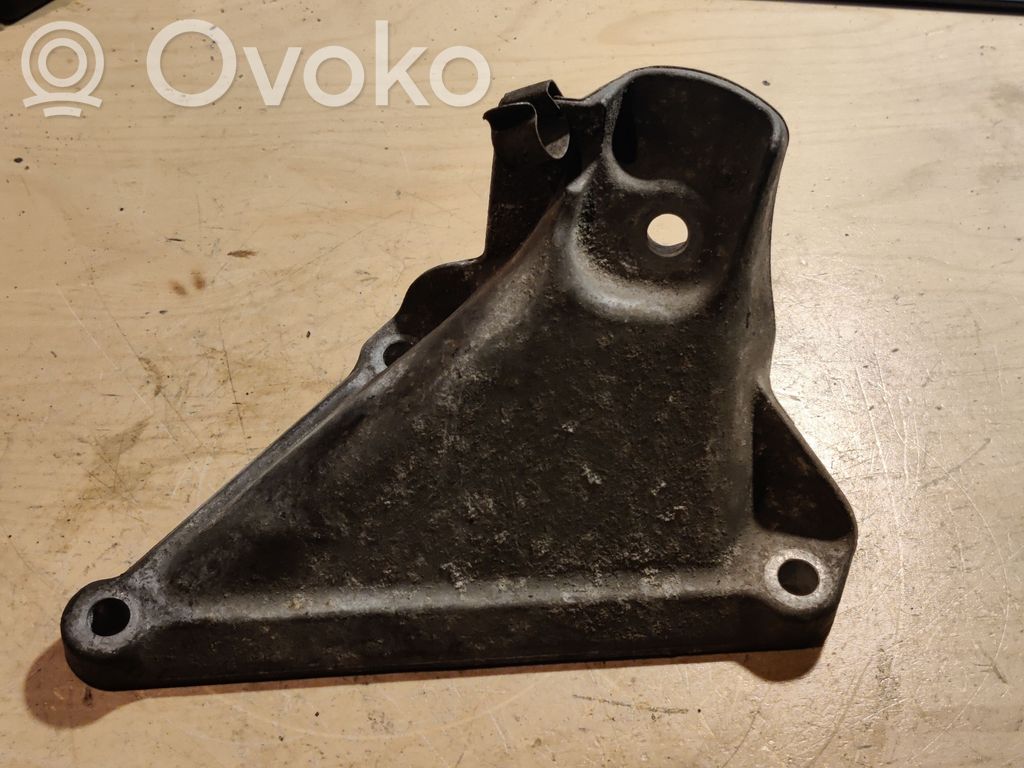 BMW 5 E60 E61 Engine mounting bracket 