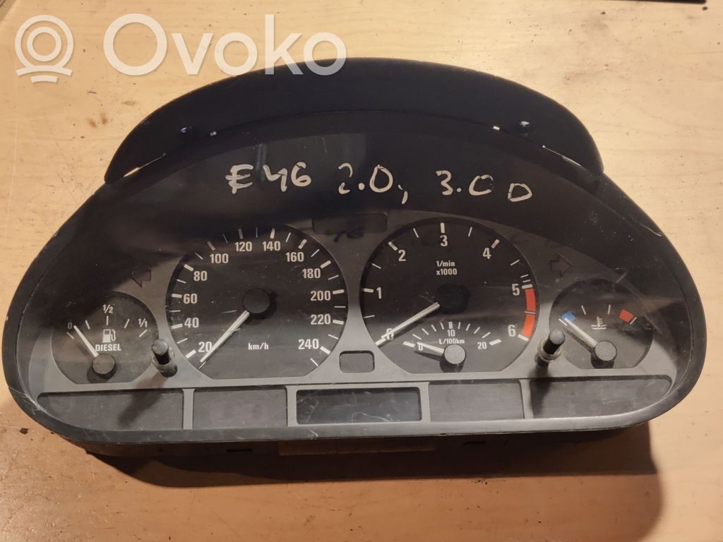Geschwindigkeitsmesser Cockpit   4117708,0263639160