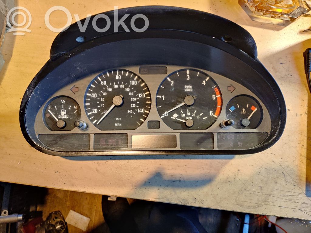 BMW 3 E46 Speedometer (instrument cluster) 