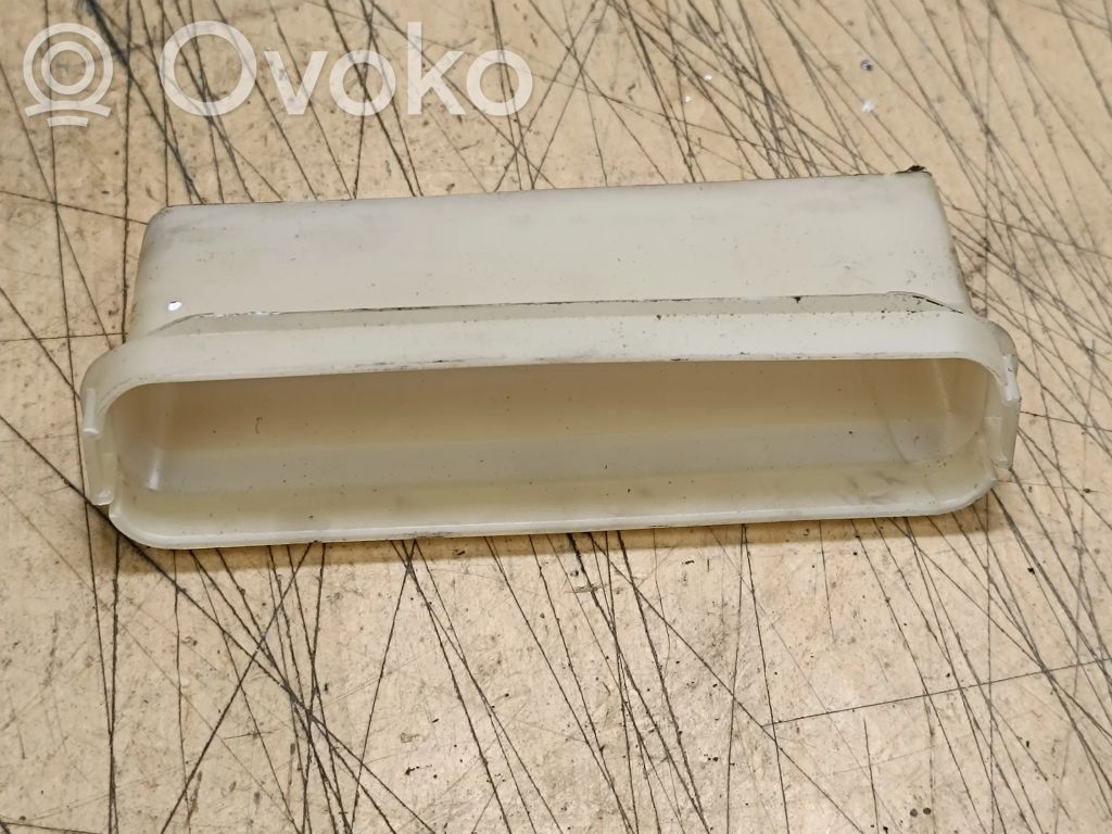 BMW 5 F10 F11 Salono oro latakas (-ai) 