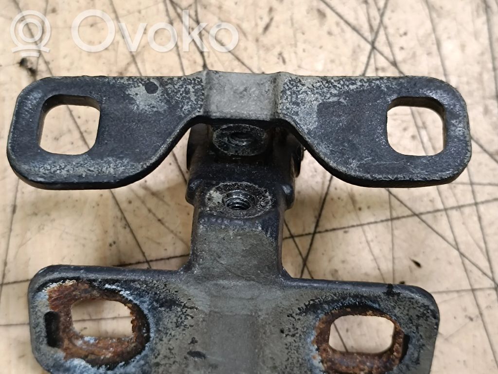 Scharnier Heckklappe Kofferraumdeckel   8247667