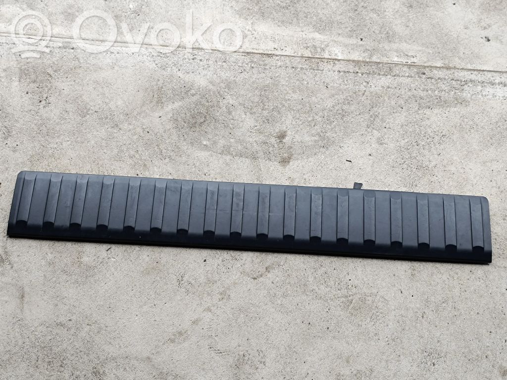 BMW X5 E53 Dolny panel schowka koła zapasowego 