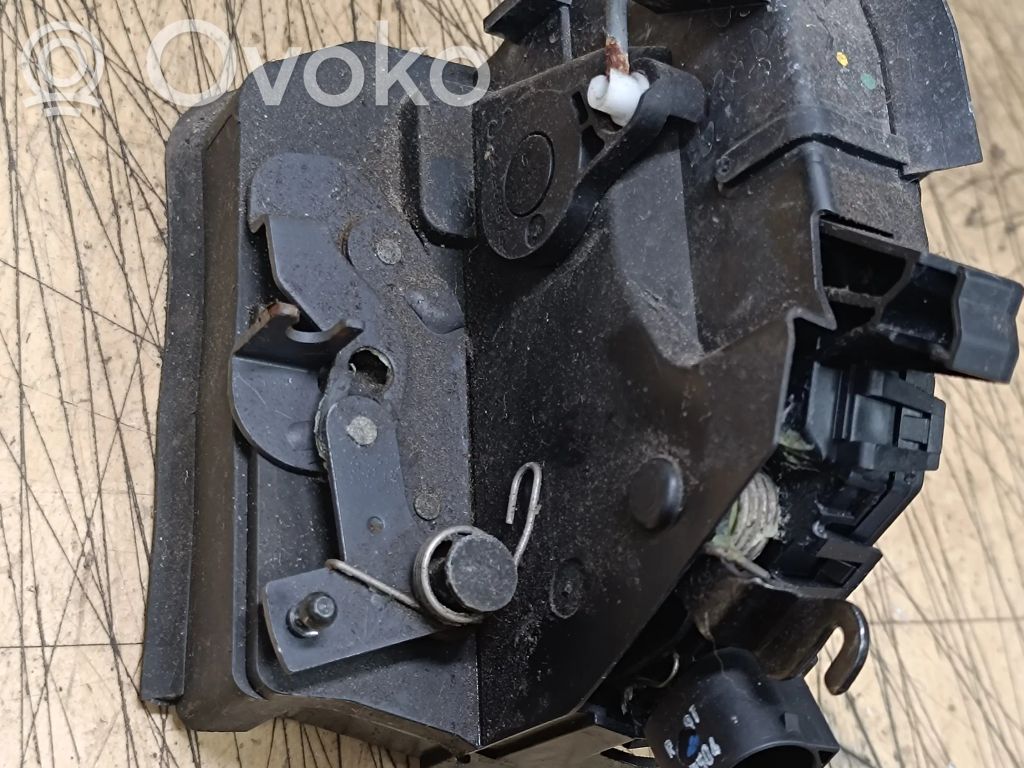 BMW X5 E53 Rear door lock 