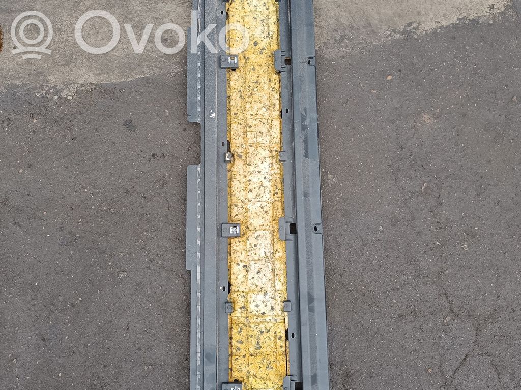 Tailgate trim   51498402197,8402197