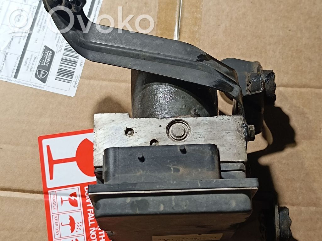 BMW X5 E53 ABS Pump 