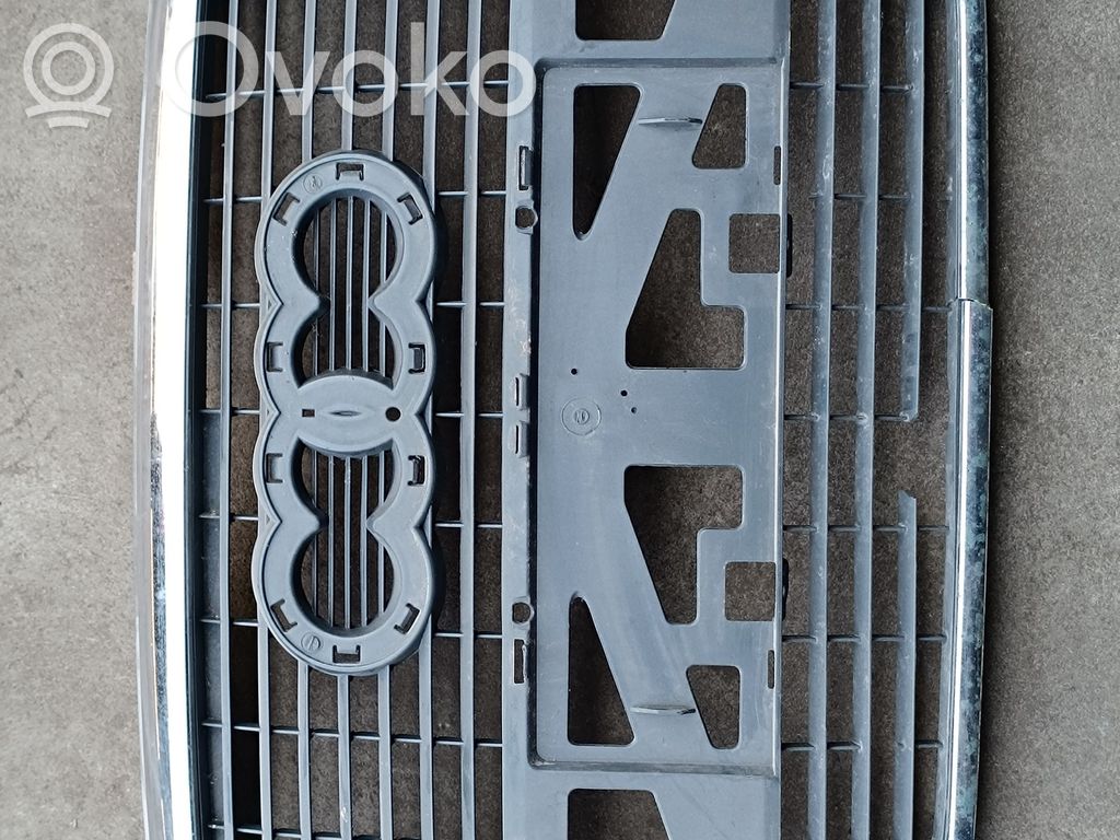 Maskownica / Grill / Atrapa górna chłodnicy   AD07016GAN,AD0701601,4F0853651