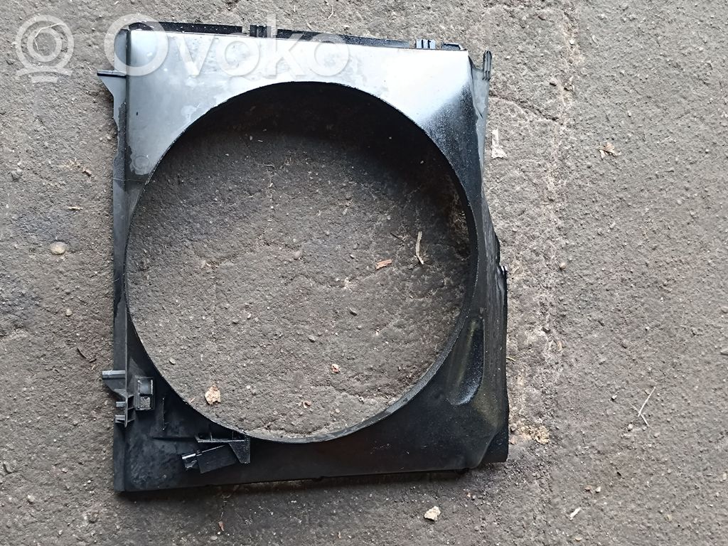 BMW X5 E53 Radiator cooling fan shroud 