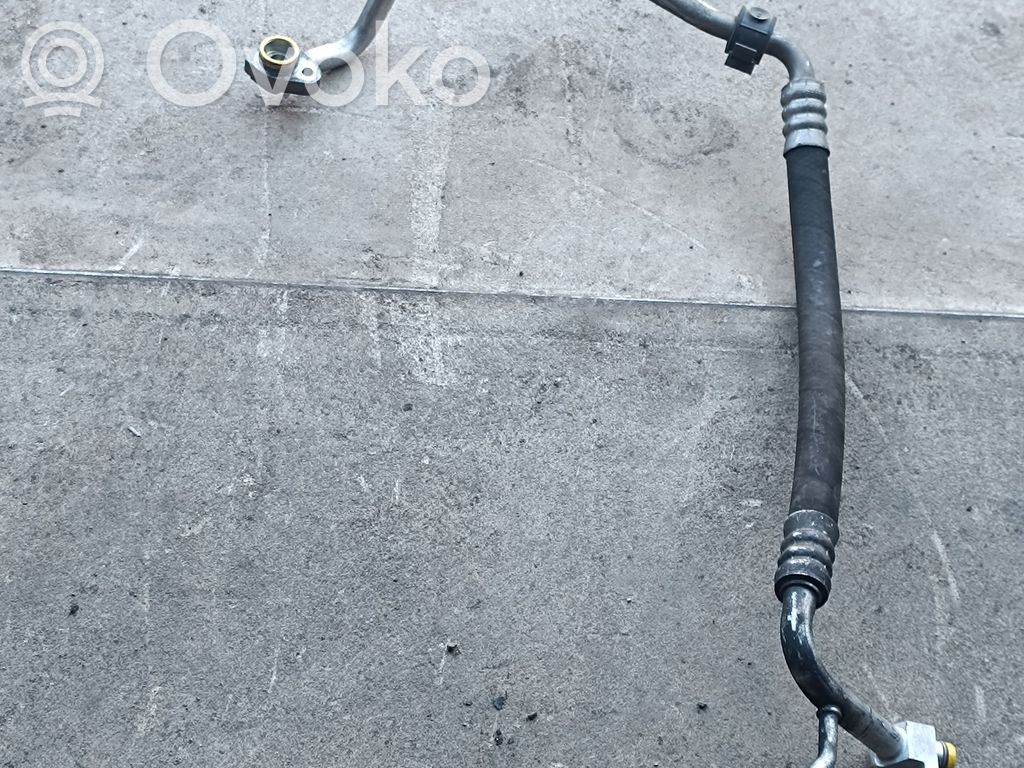 BMW 5 E60 E61 Air conditioning (A/C) pipe/hose 