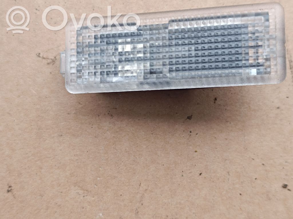 Otras luces interiores   63316962009,6962009