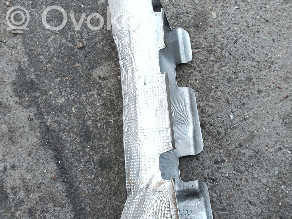 BMW 5 E60 E61 Protección térmica del escape 