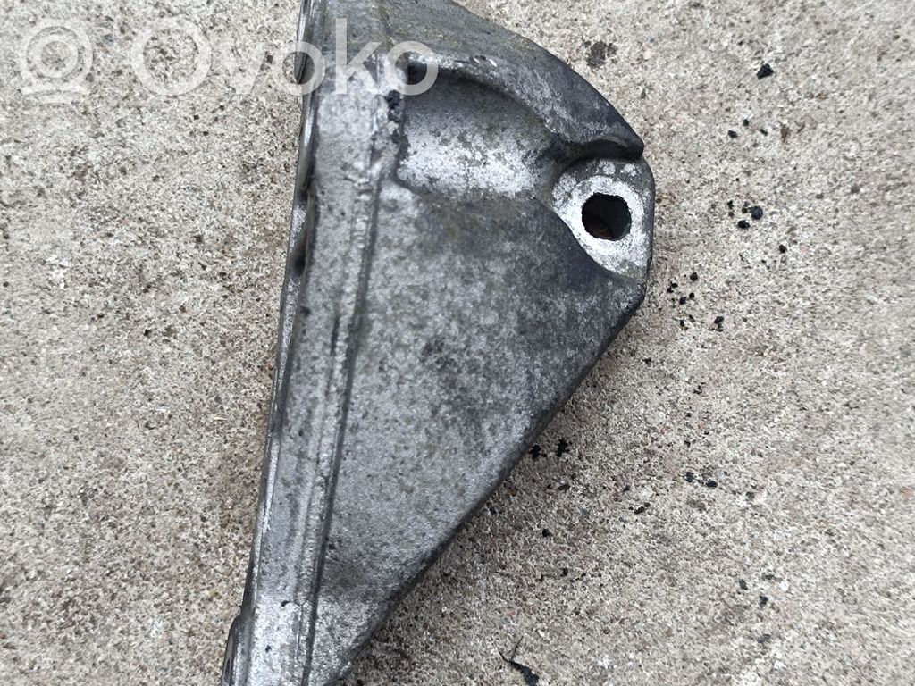 Support pompe injection à carburant   1351780437601,13517804376,7804376
