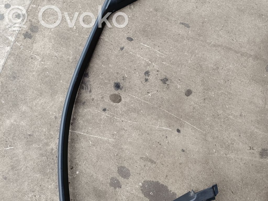BMW 5 E60 E61 Rivestimento modanatura del vetro della portiera anteriore 