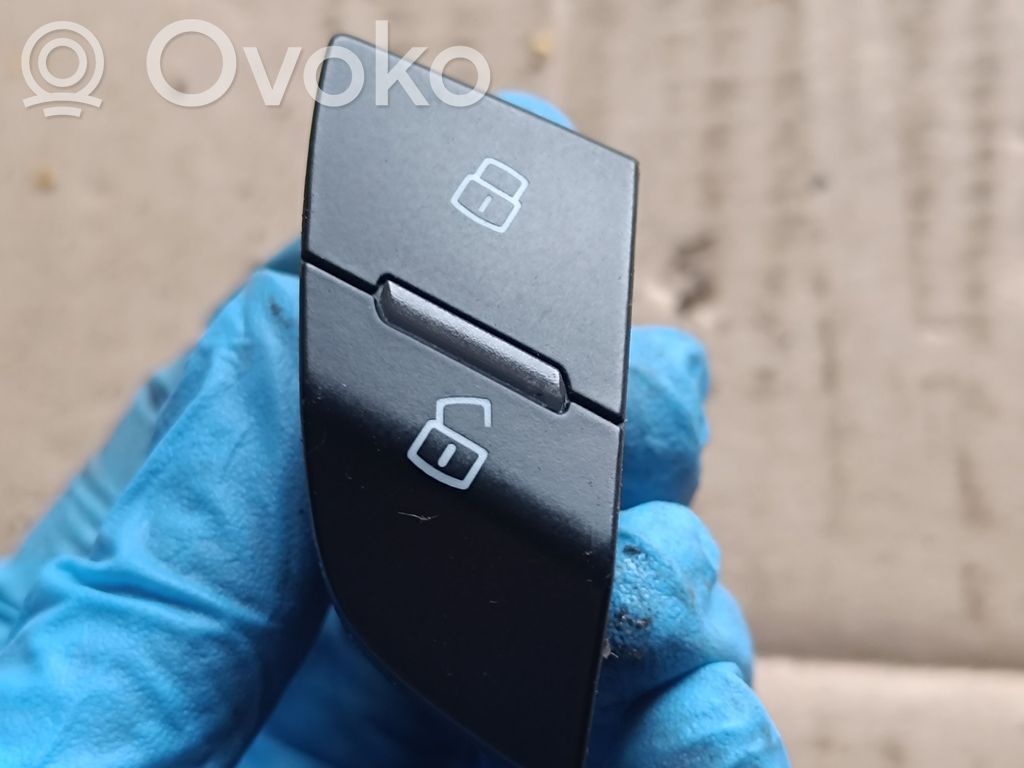 Audi Q7 4L Central locking switch button 