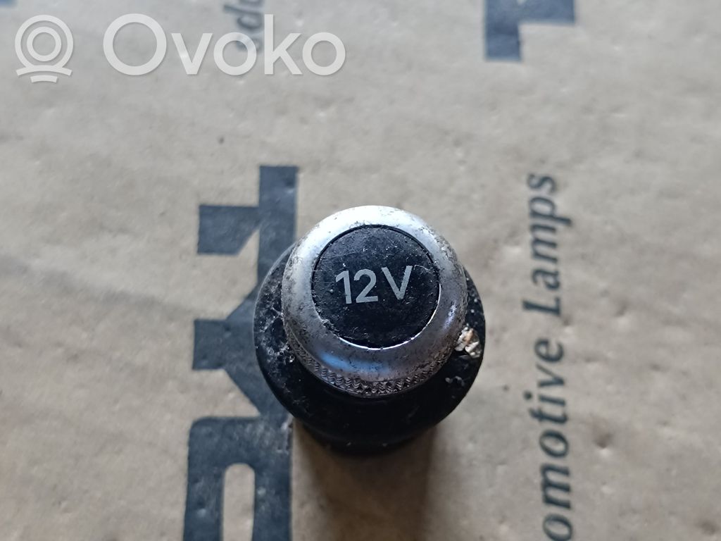 Audi Q7 4L 12 V Socket (front) 