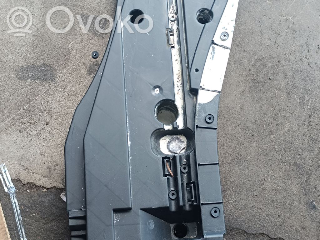 Tool box   51478244763,8244763