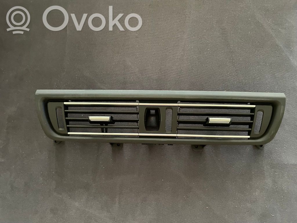 BMW 5 GT F07 Dysze / Kratki środkowego nawiewu deski rozdzielczej 