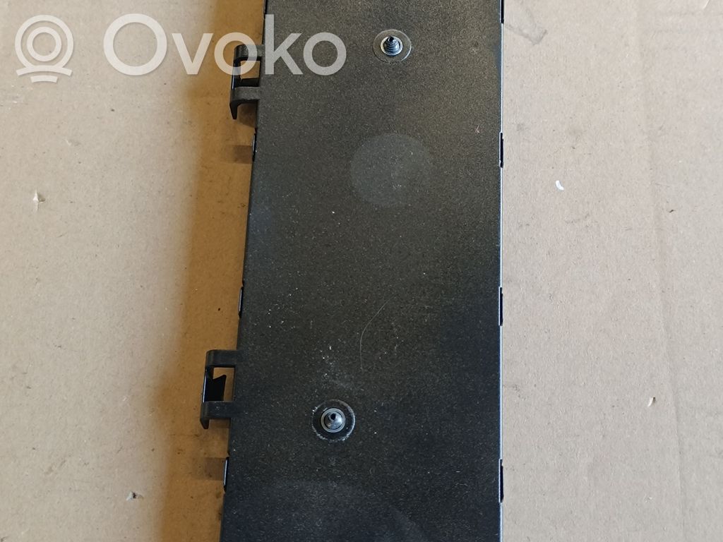 BMW X3 F25 Aerial antenna amplifier 