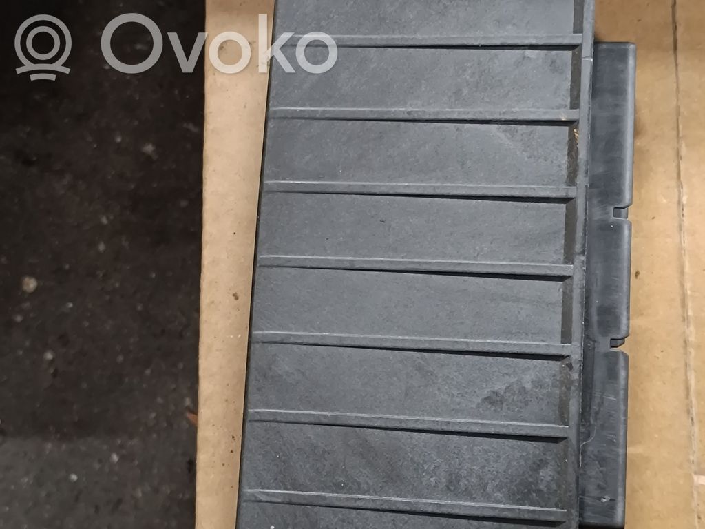 BMW 7 E32 Light module LCM 