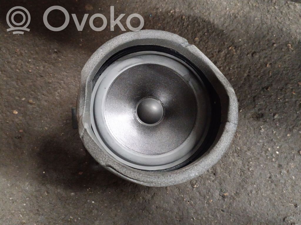 BMW X5 E53 Front door speaker 