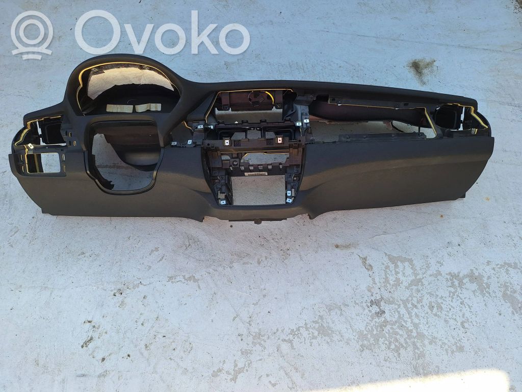 BMW X5 E70 Dashboard 