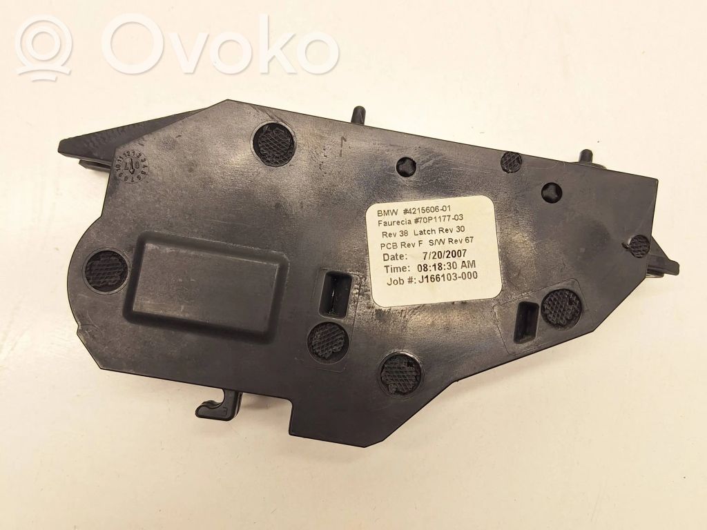 BMW X5 E70 Glove box lock 