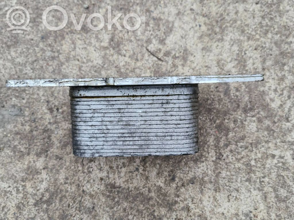 Chłodnica oleju   11428585235,8585235