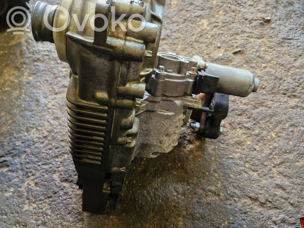 BMW X5 E70 Gearbox transfer box case 