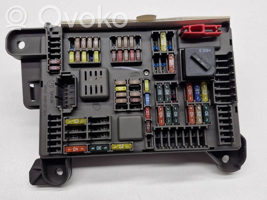 BMW X5 E70 Fuse module 