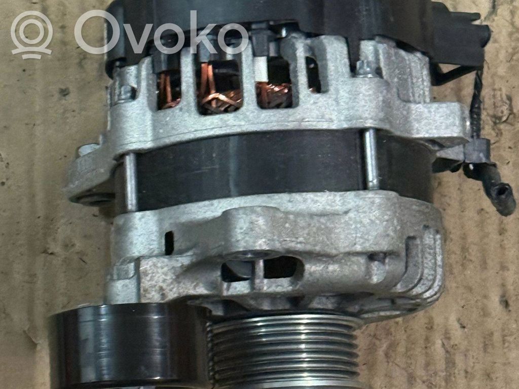 Hyundai i30 Ģenerators 