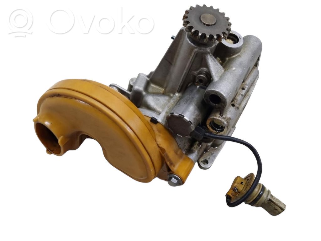 Renault Clio IV Öljypumppu 