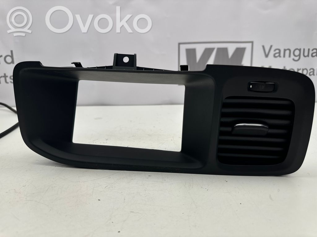 Volvo V60 Dysze / Kratki środkowego nawiewu deski rozdzielczej 