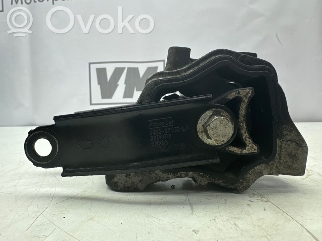 Volvo XC60 Engine mount bracket 