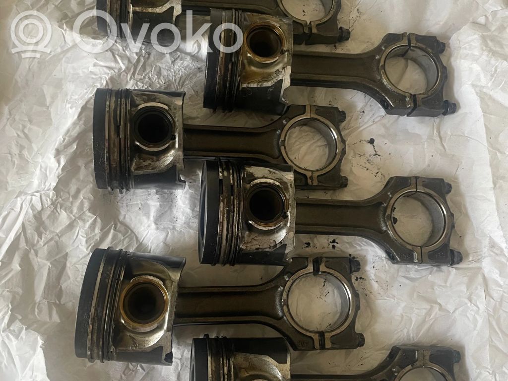 BMW 3 E46 Piston 