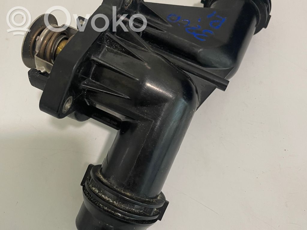 BMW 3 E46 Carcasa del termostato 