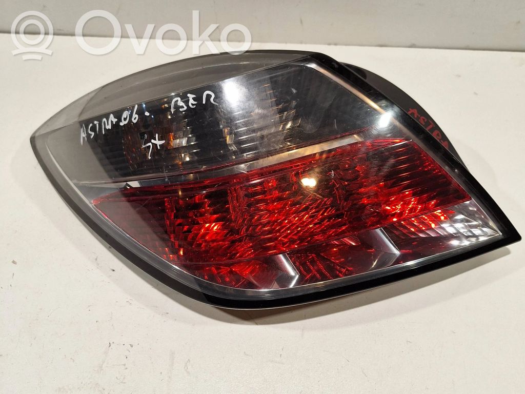 Opel Astra H Galinis žibintas kėbule 