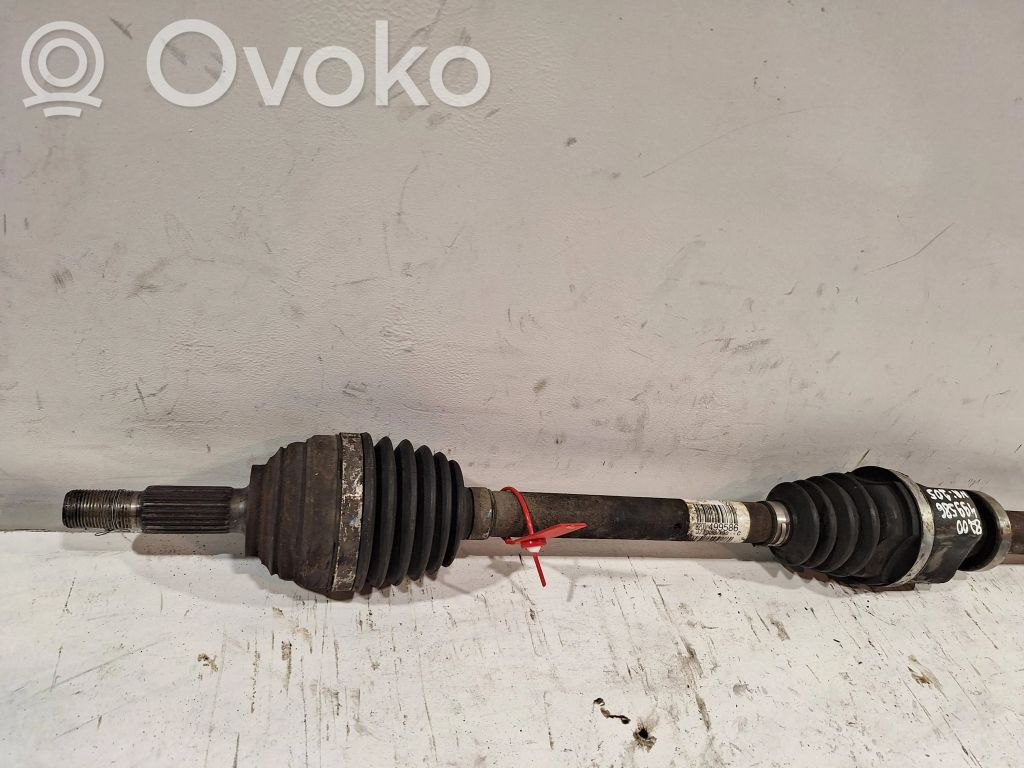 Renault Clio III Front driveshaft 