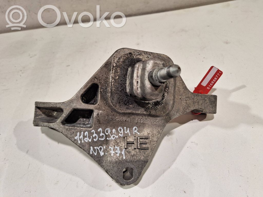 Renault Twingo III Gearbox mounting bracket 
