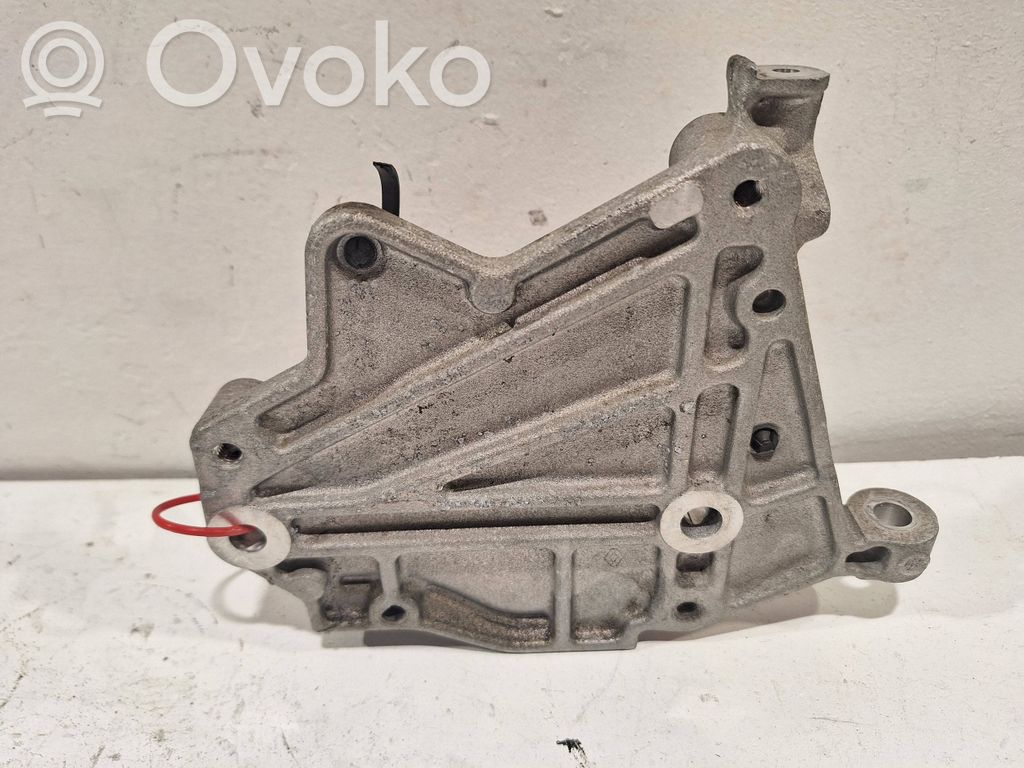 Renault Zoe A/C compressor mount bracket 