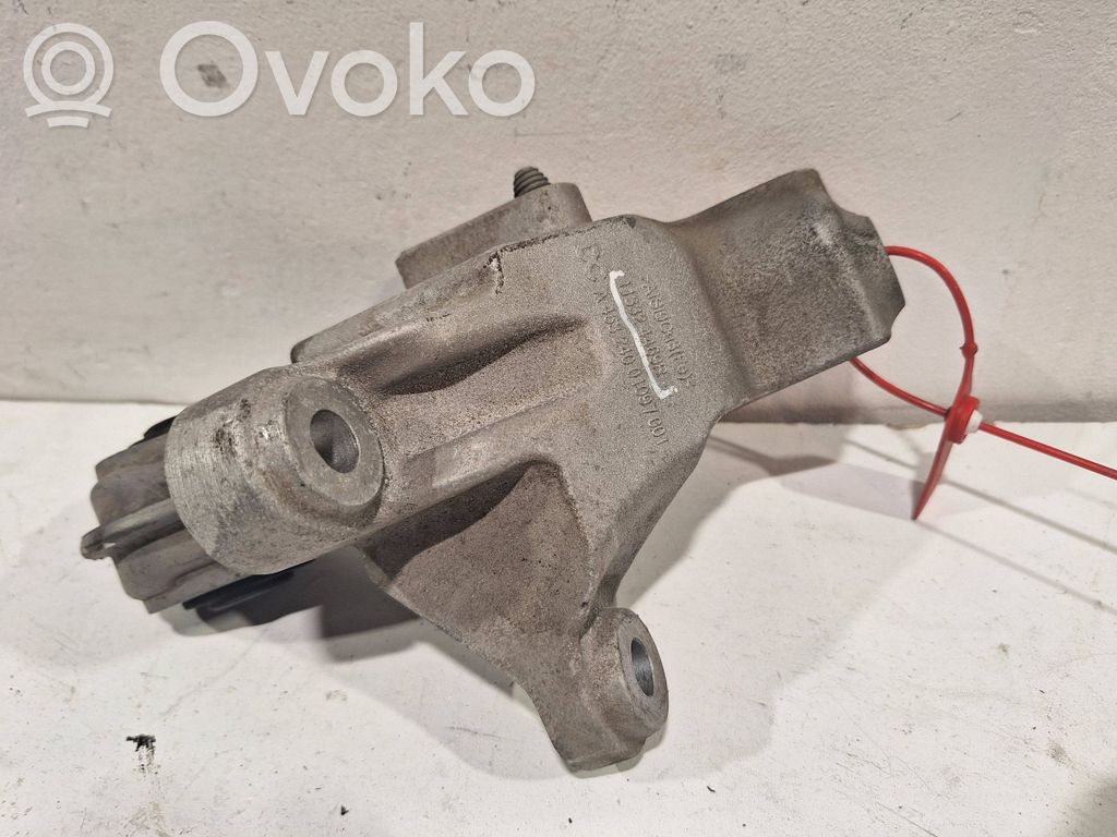 Renault Twingo III Engine mounting bracket 