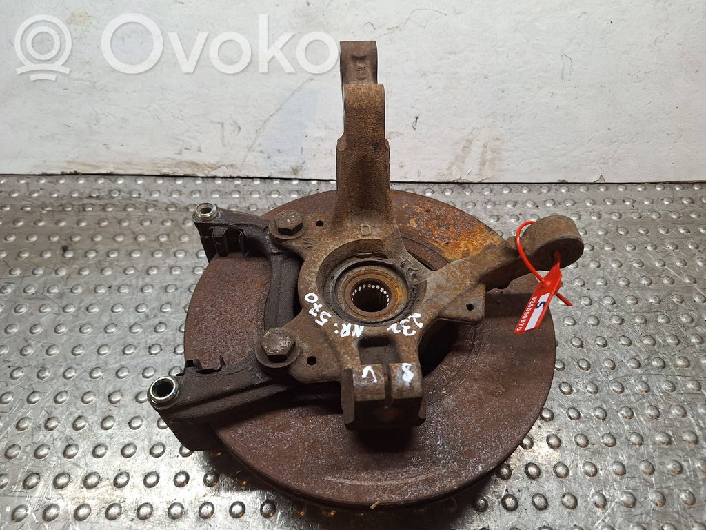 Renault Clio III Front wheel hub spindle knuckle 