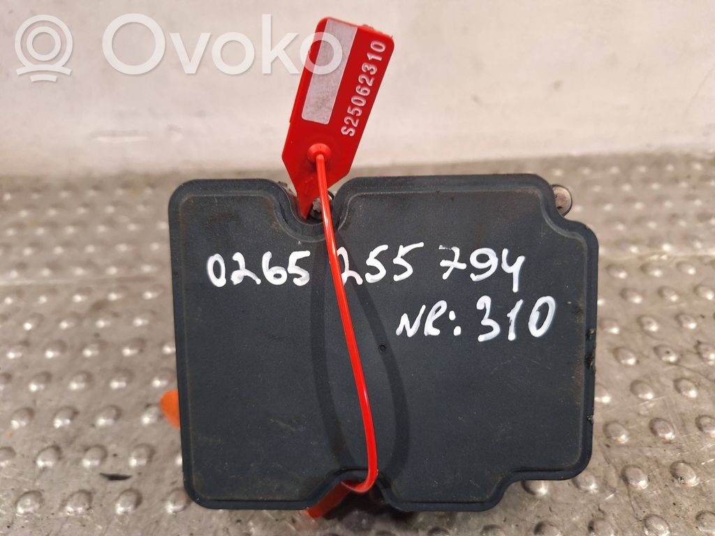 Renault Clio IV ABS control unit/module 