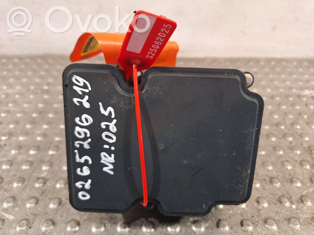Dacia Spring ABS control unit/module 