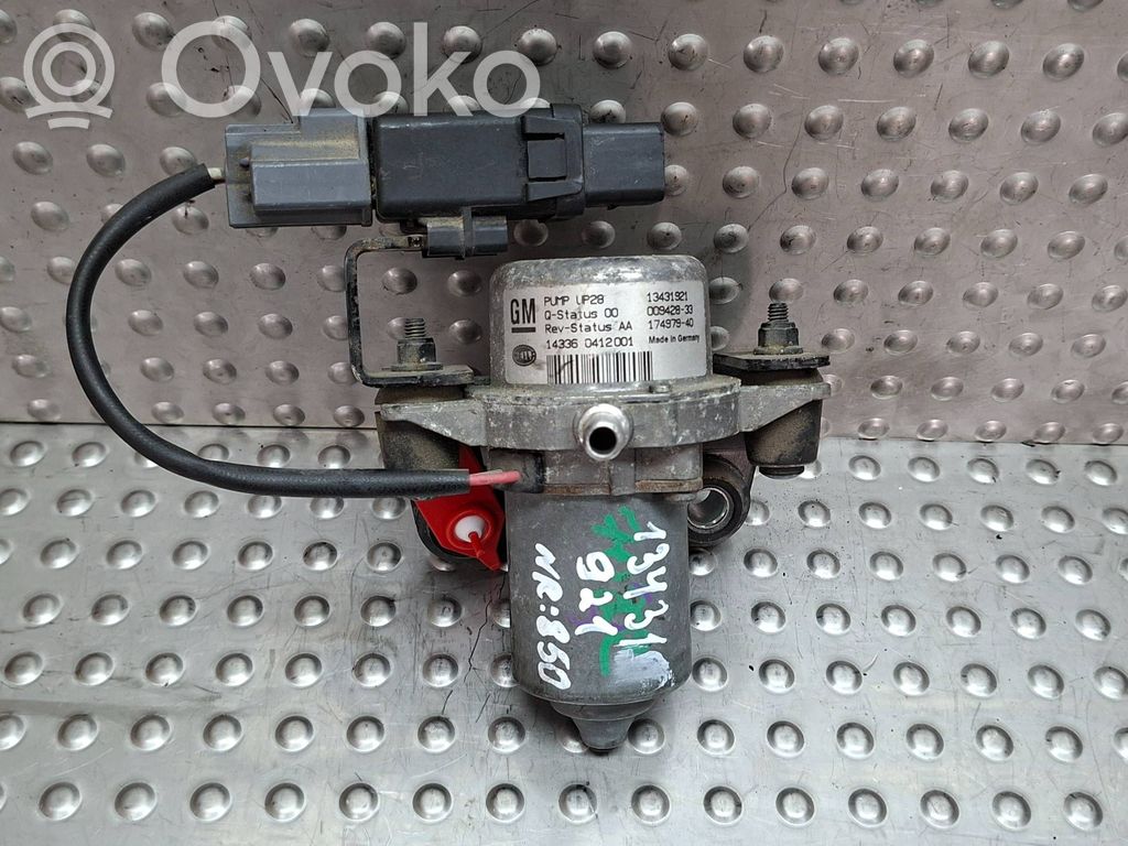 Opel Corsa E Vacuum pump 