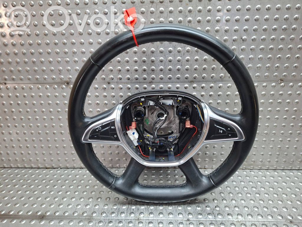 Dacia Duster II Steering wheel 