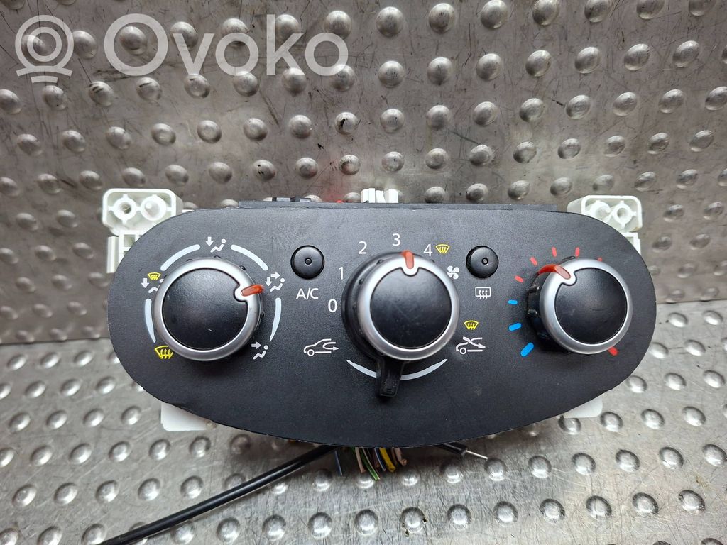 Renault Twingo III Climate control unit 