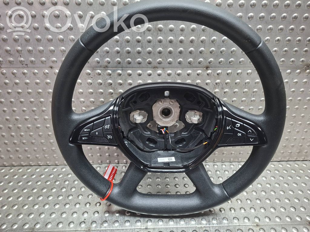Dacia Sandero III Ohjauspyörä 