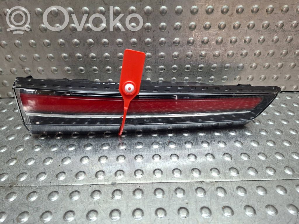 Lampy tylnej klapy bagażnika   S27624480,9833944480