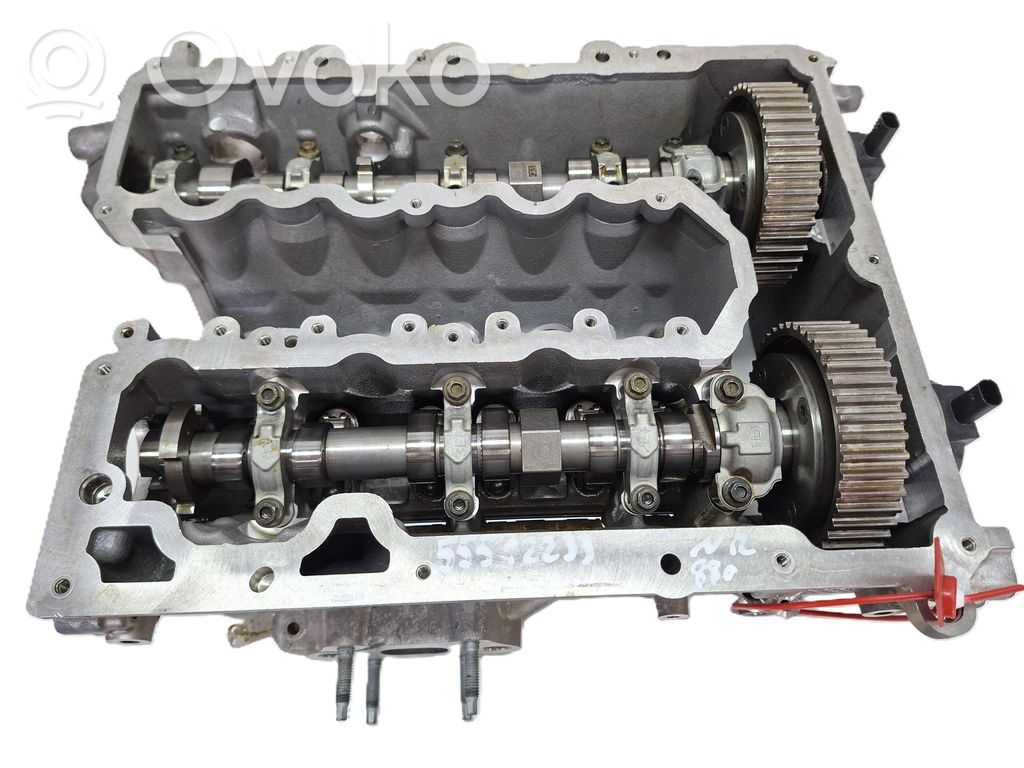 Opel Astra K Engine head 