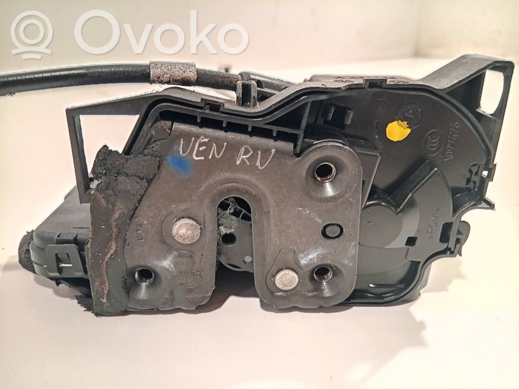Renault Megane IV Priekšpusē slēdzene 